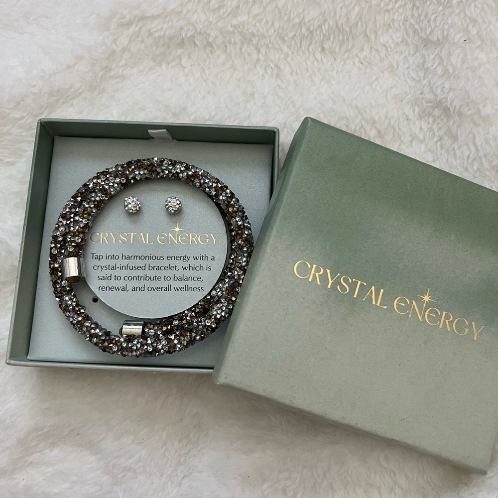 Crystal energy bracelet earring set - Picture 3 of 3